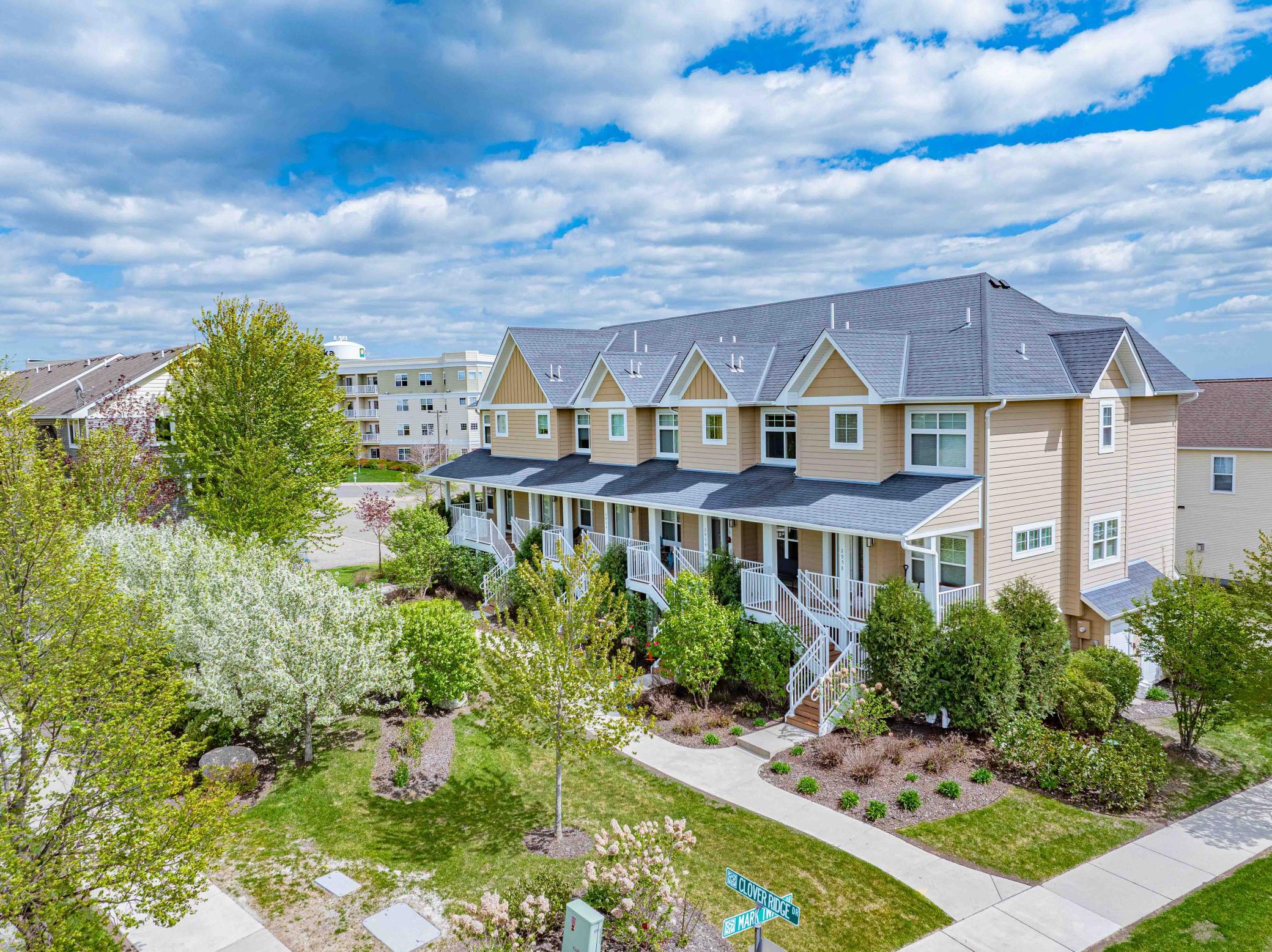 2952 Clover Ridge Drive
