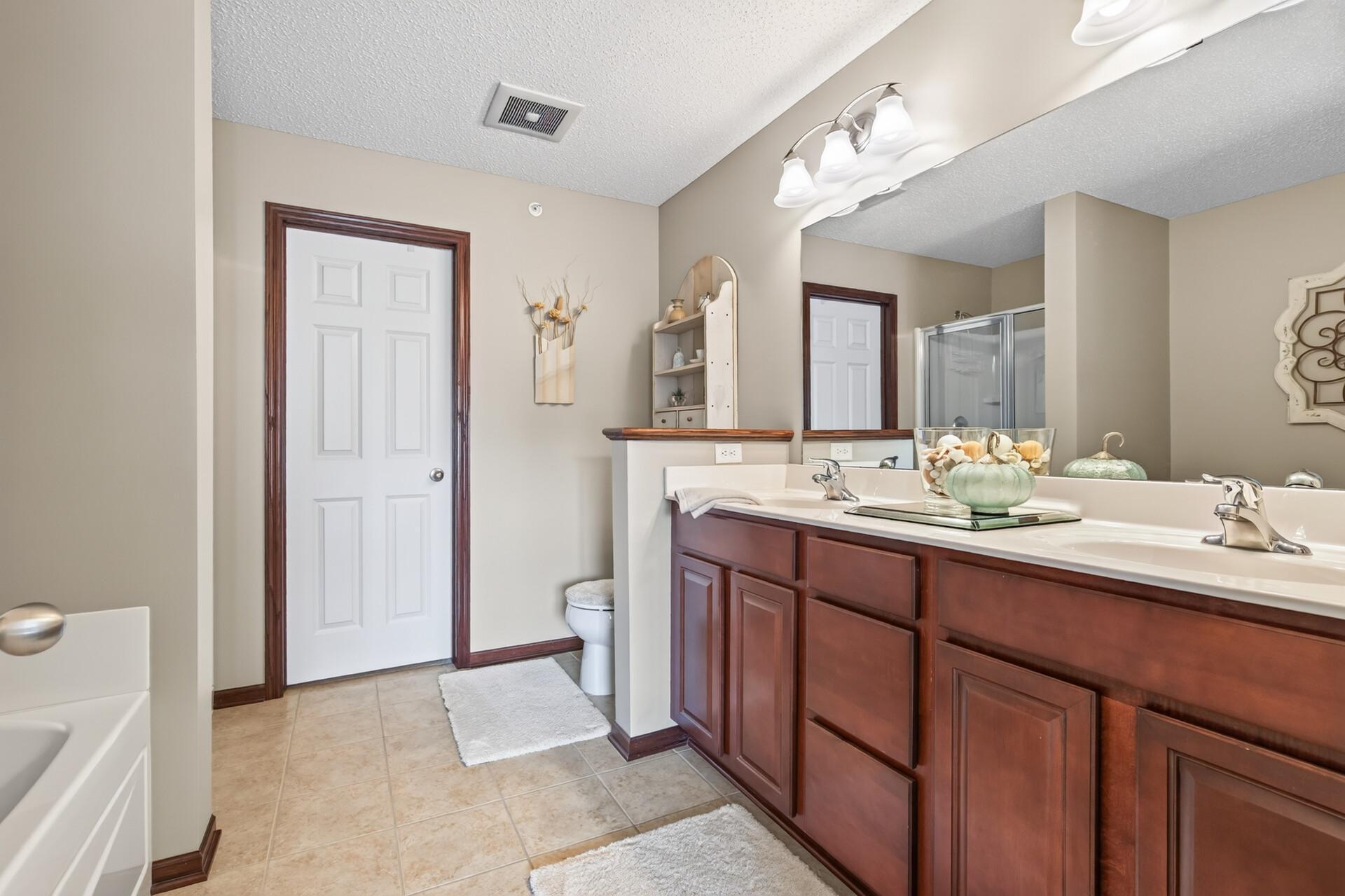 9540 Washington Boulevard Unit: 5