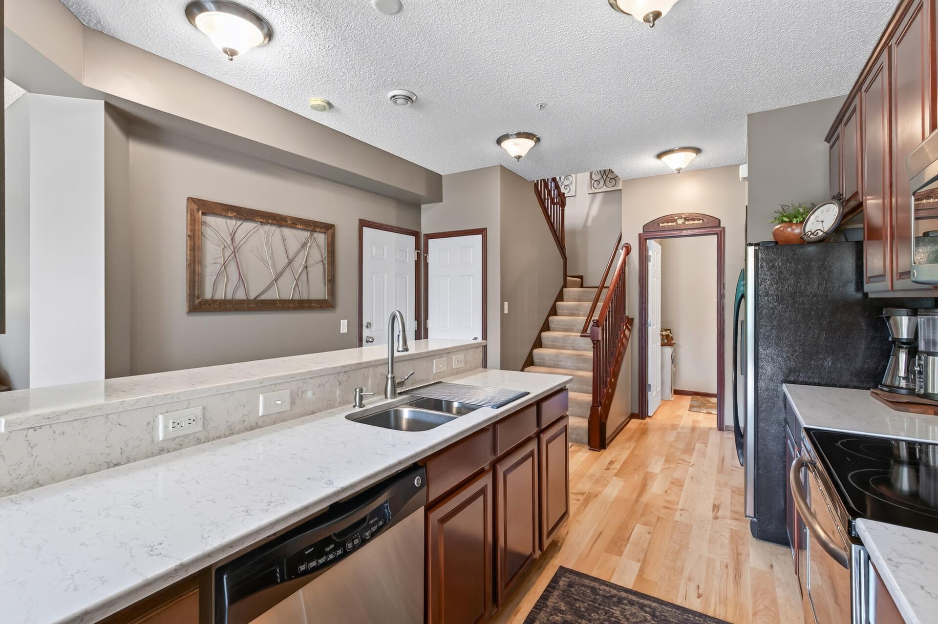 9540 Washington Boulevard Unit: 5