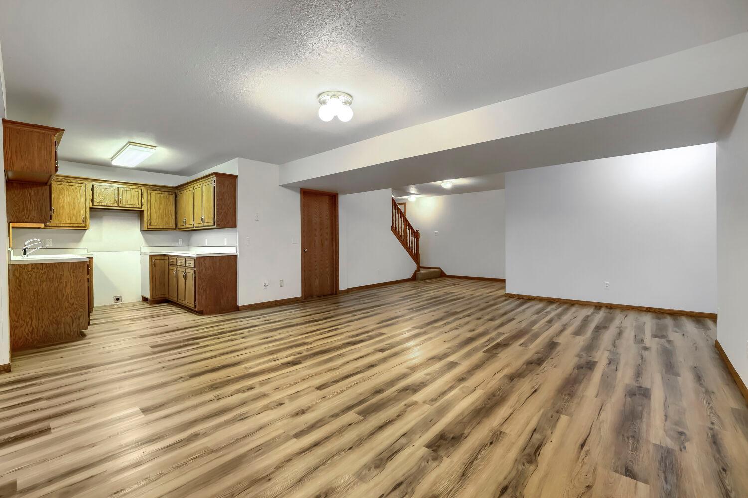 7030 Dahlgren Road