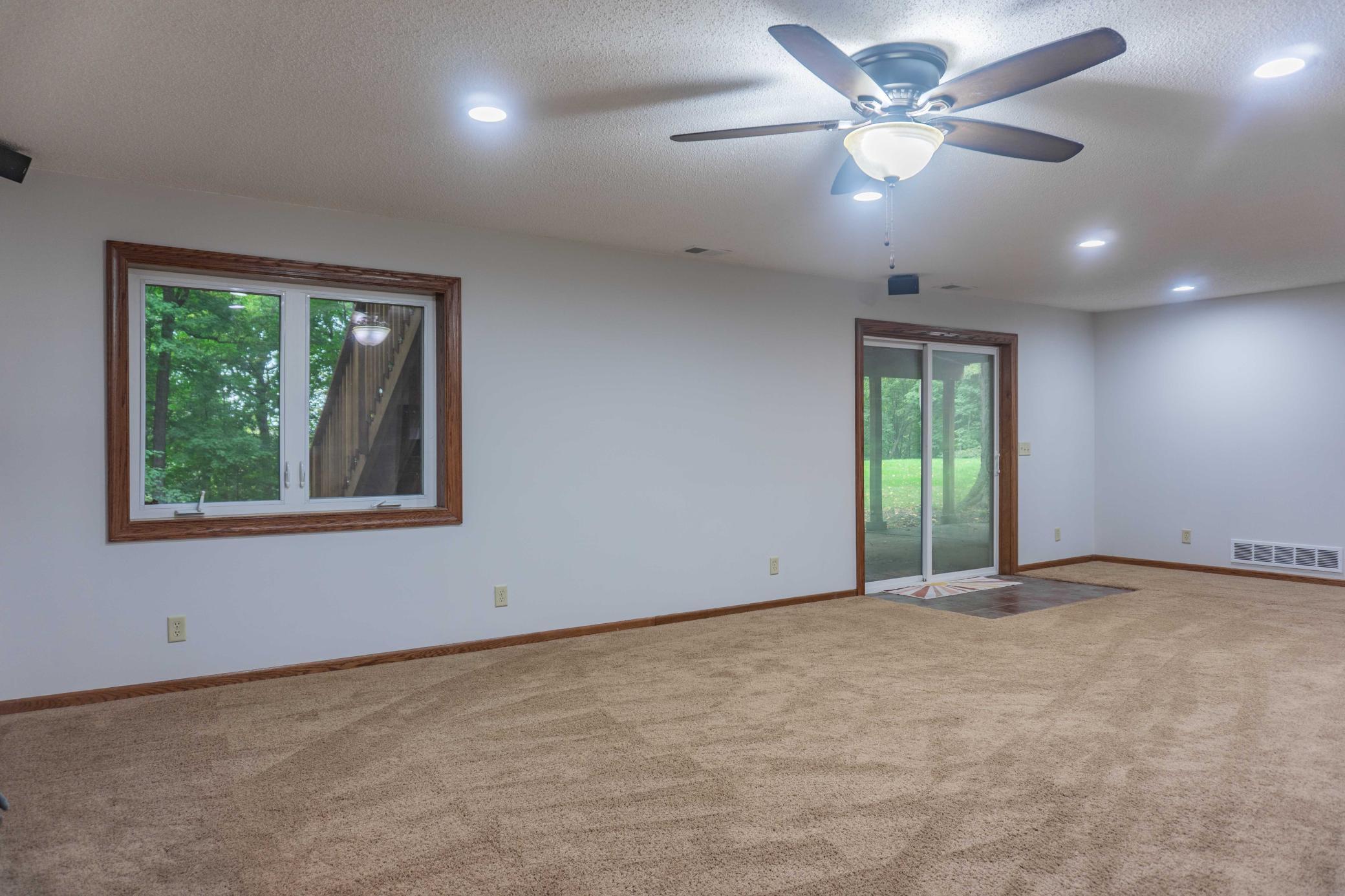 5450 Raven Point Road