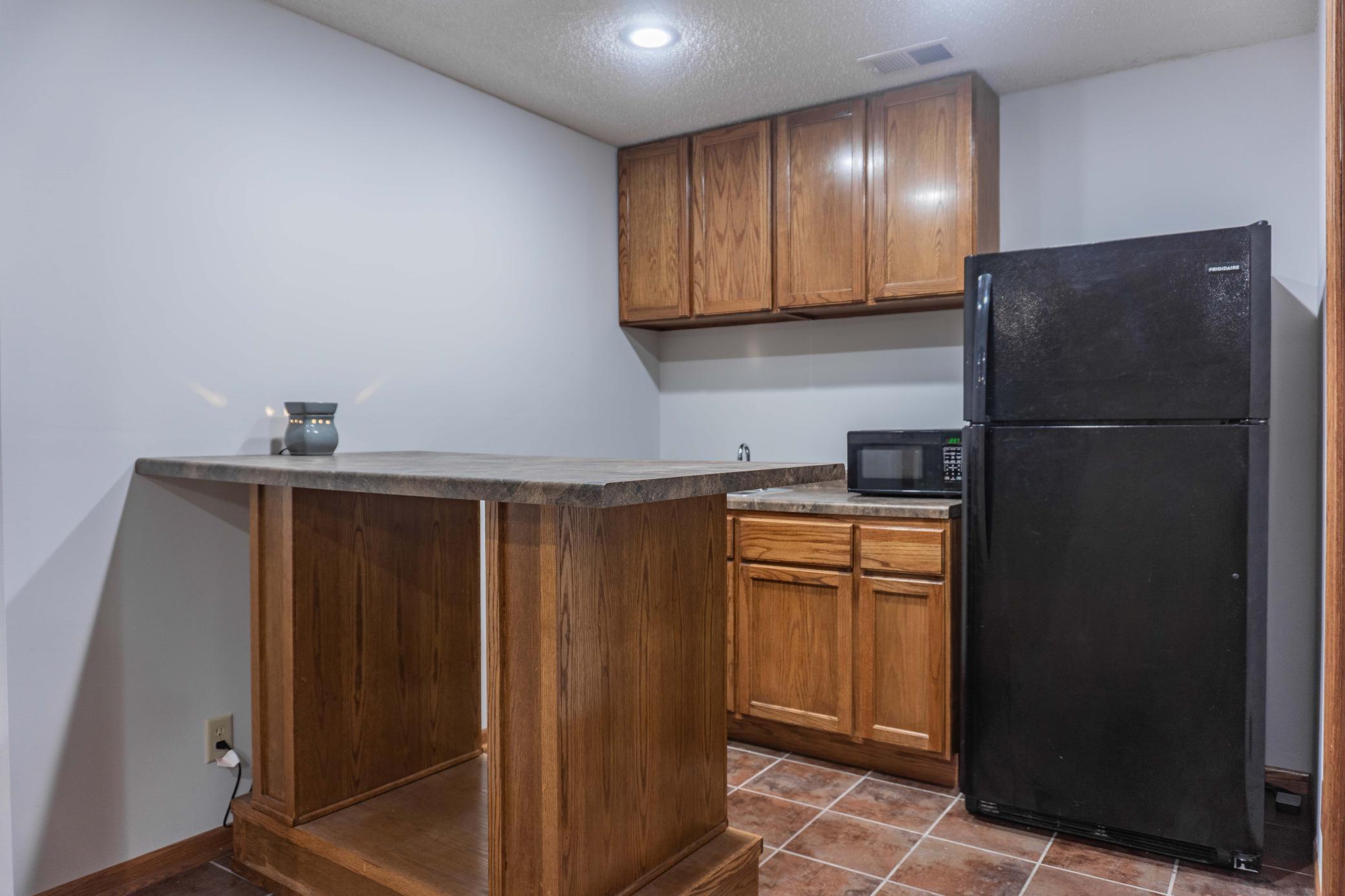 5450 Raven Point Road