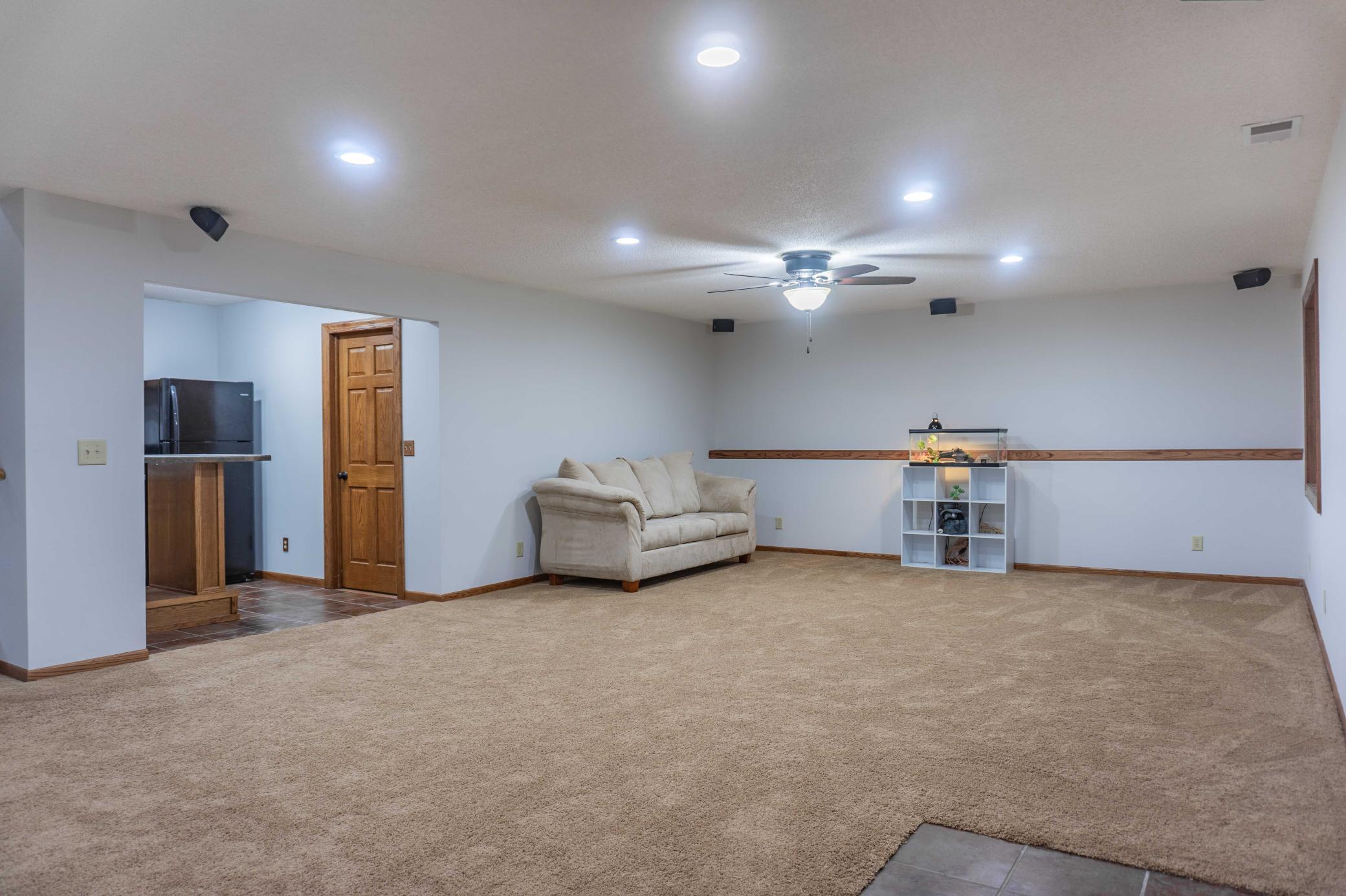 5450 Raven Point Road
