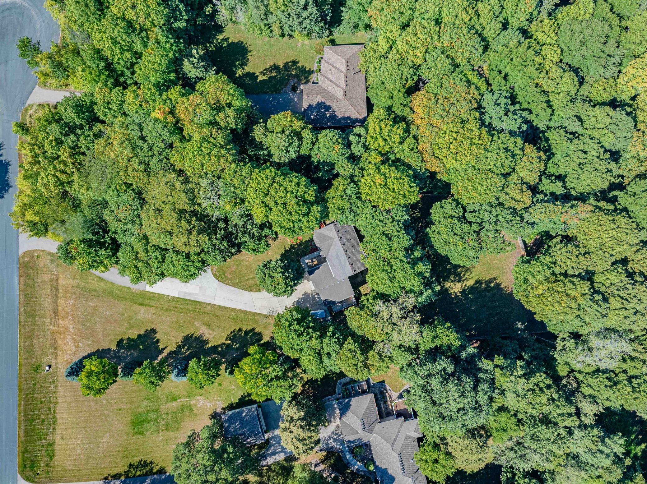5450 Raven Point Road
