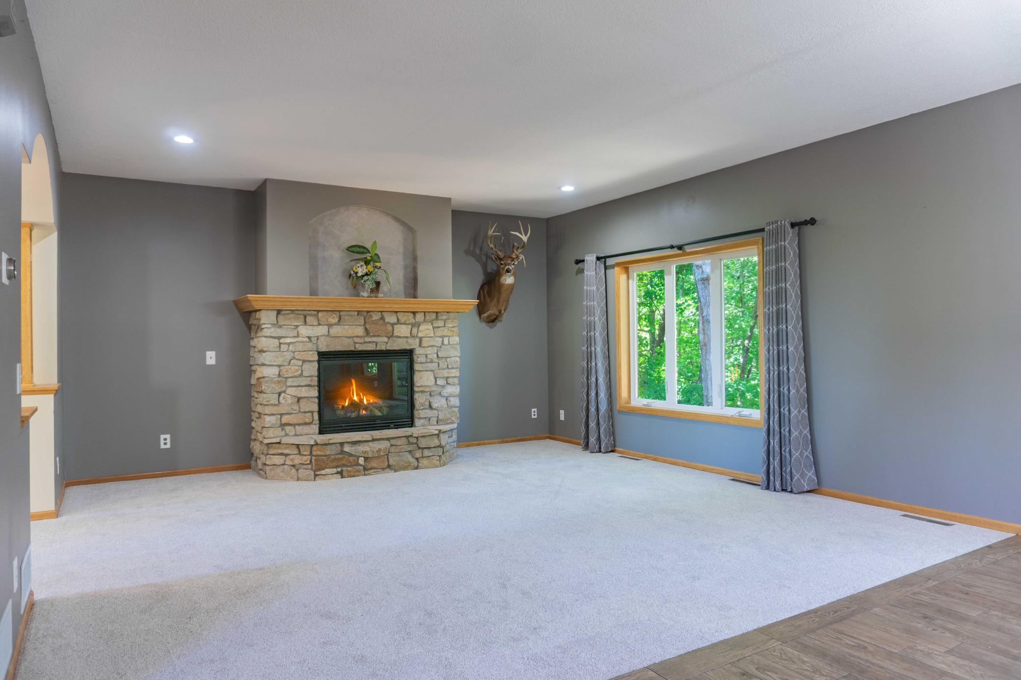 5450 Raven Point Road