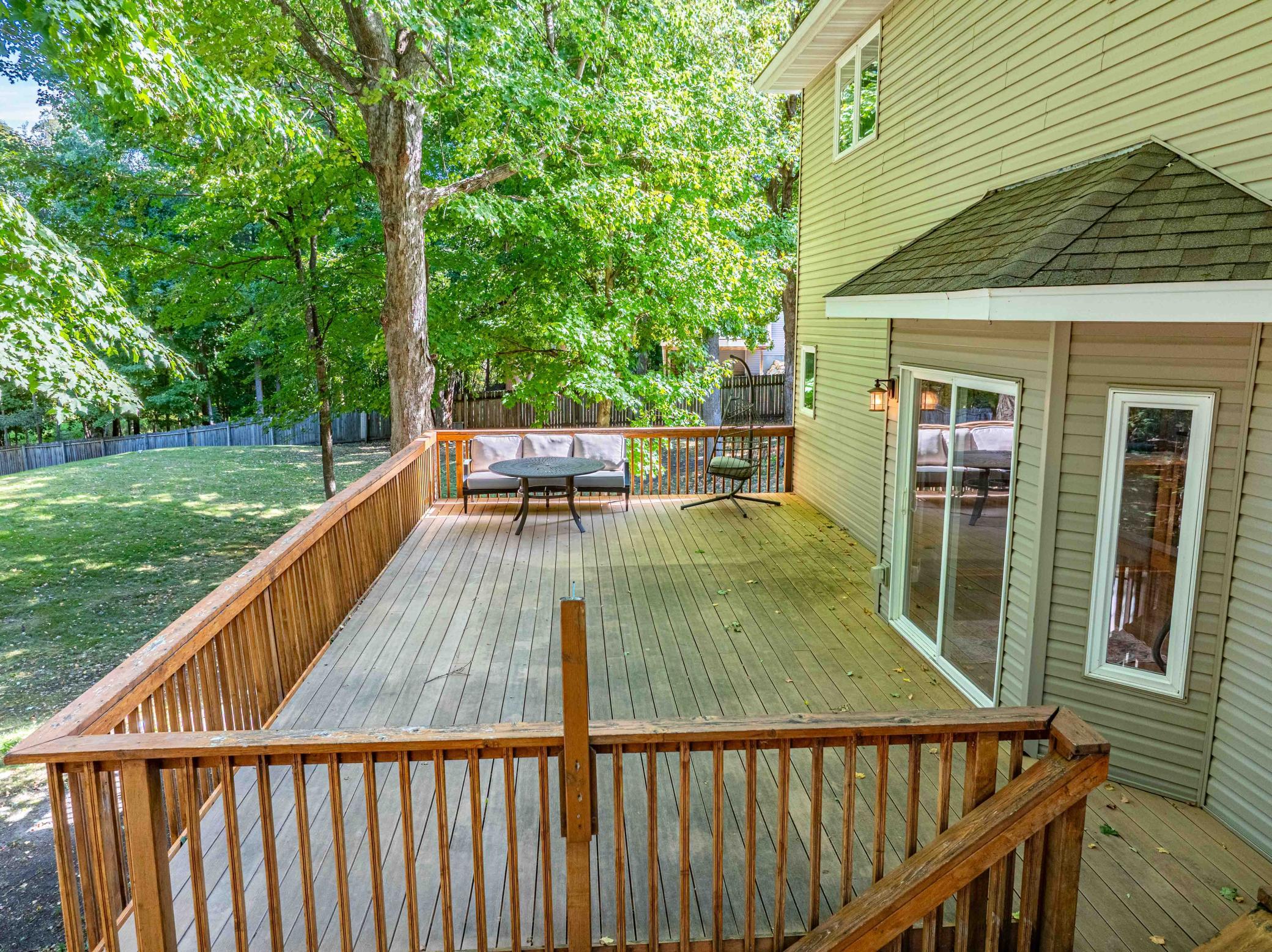 5450 Raven Point Road