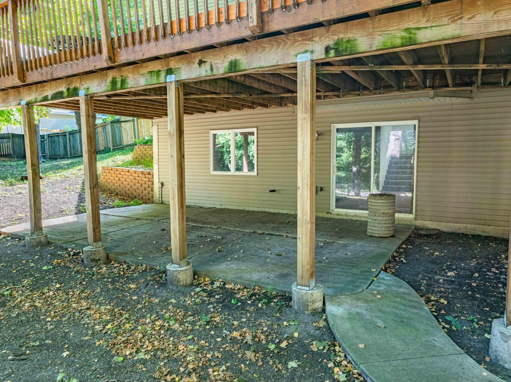 5450 Raven Point Road