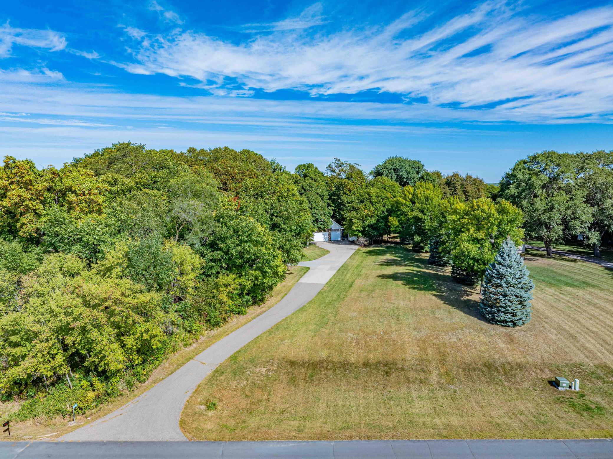 5450 Raven Point Road