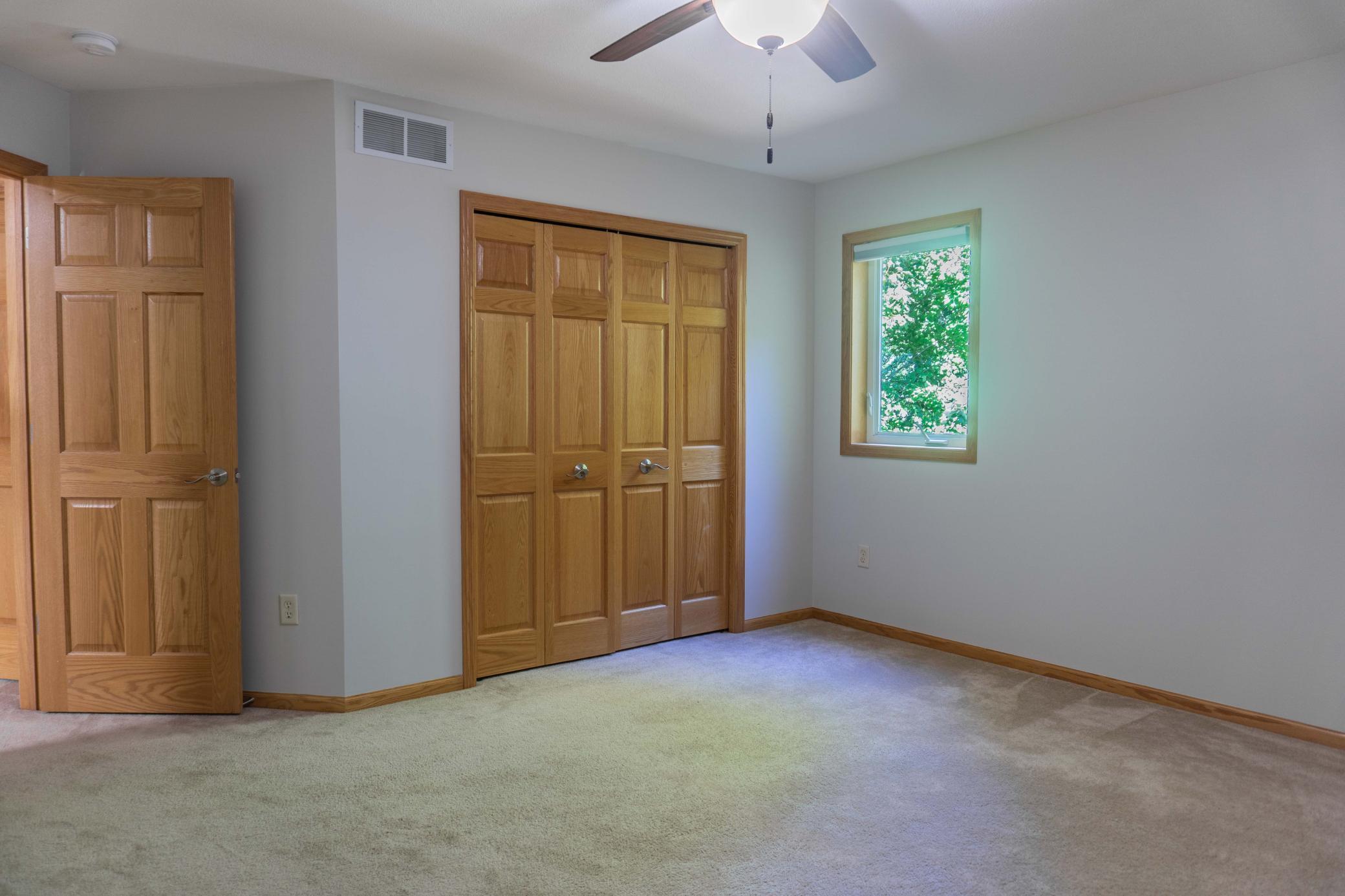 5450 Raven Point Road