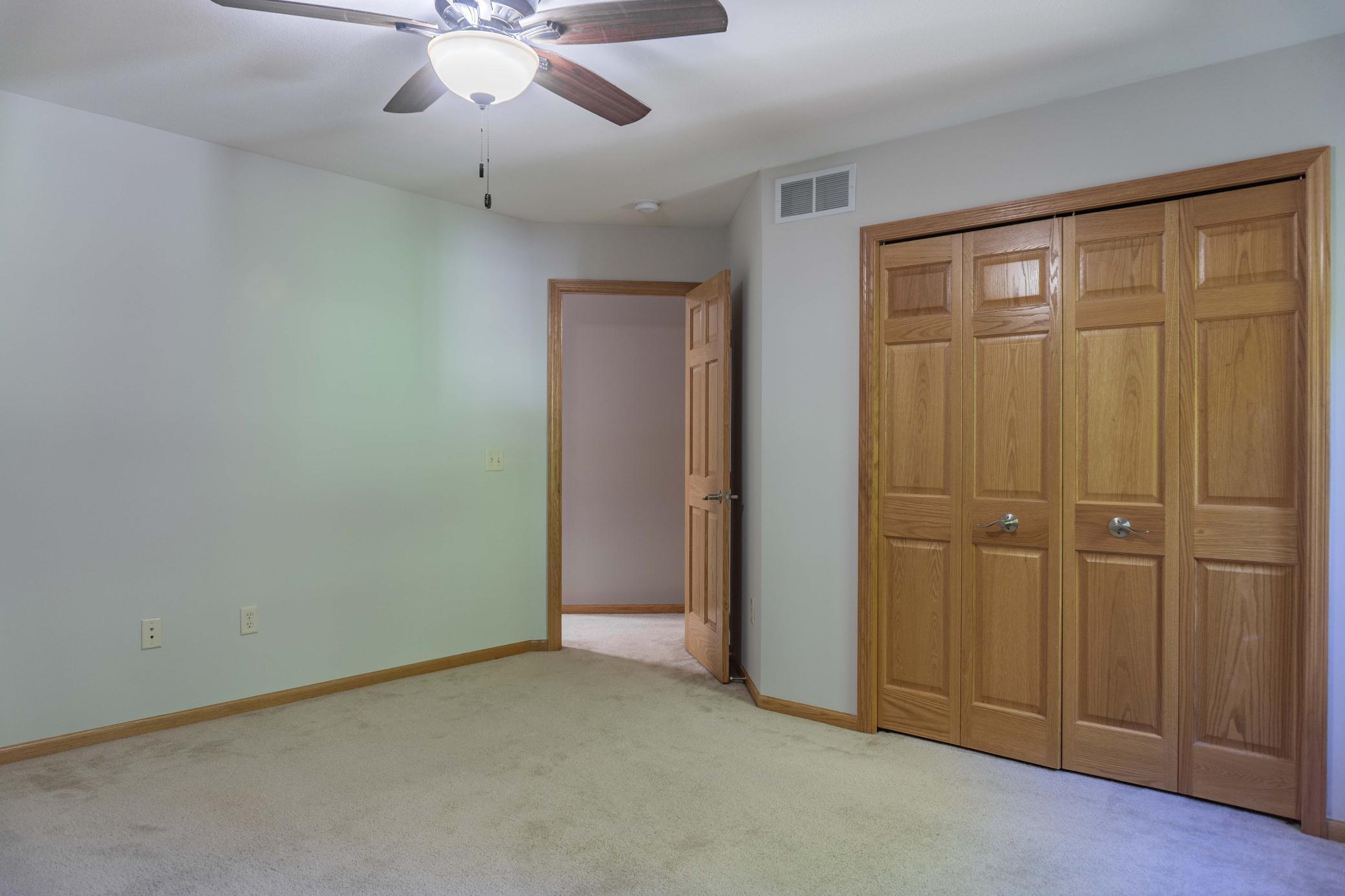 5450 Raven Point Road