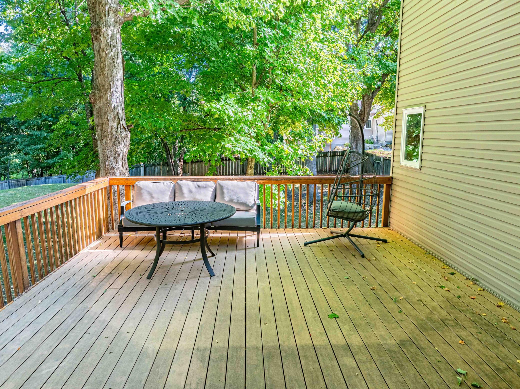 5450 Raven Point Road