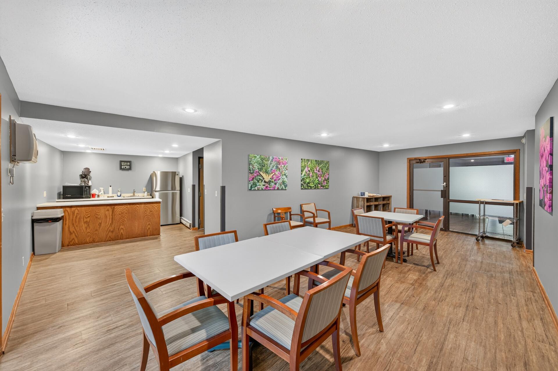 11160 Anderson Lakes Parkway Unit: 214