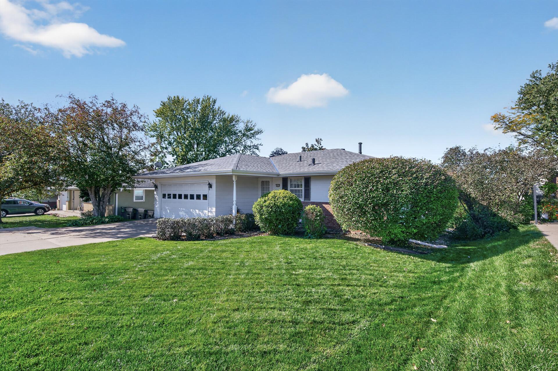 3412 Silver Lake Road NE