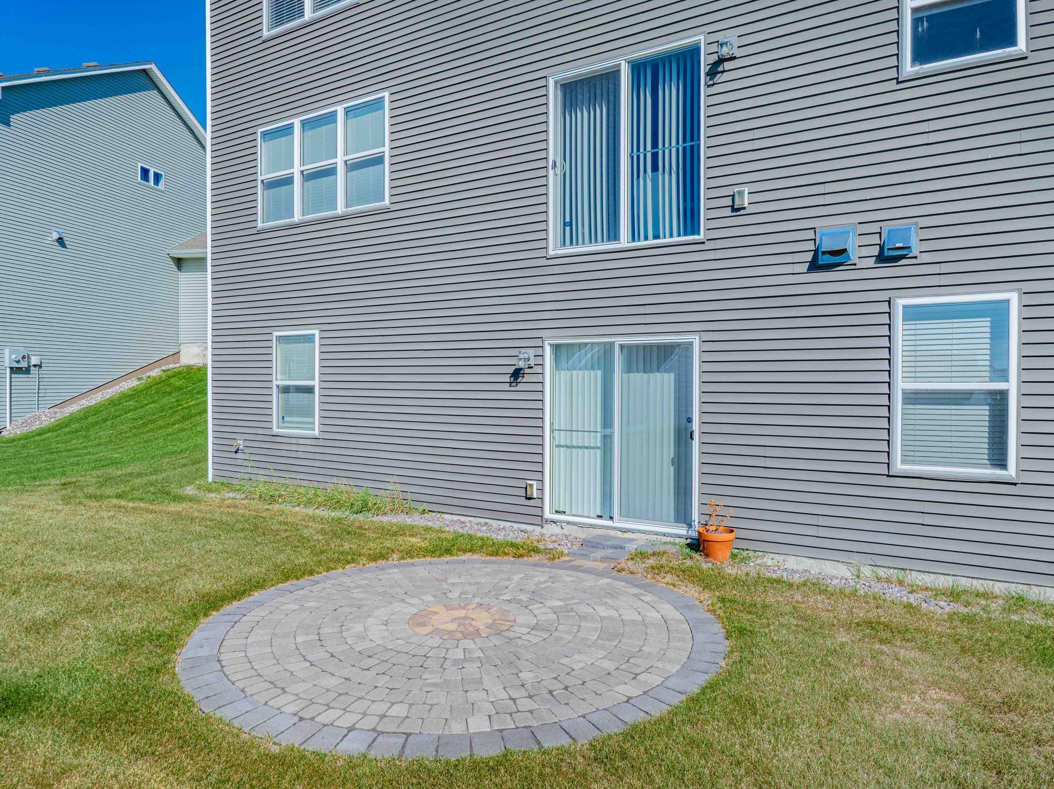 1457 Nutmeg Circle