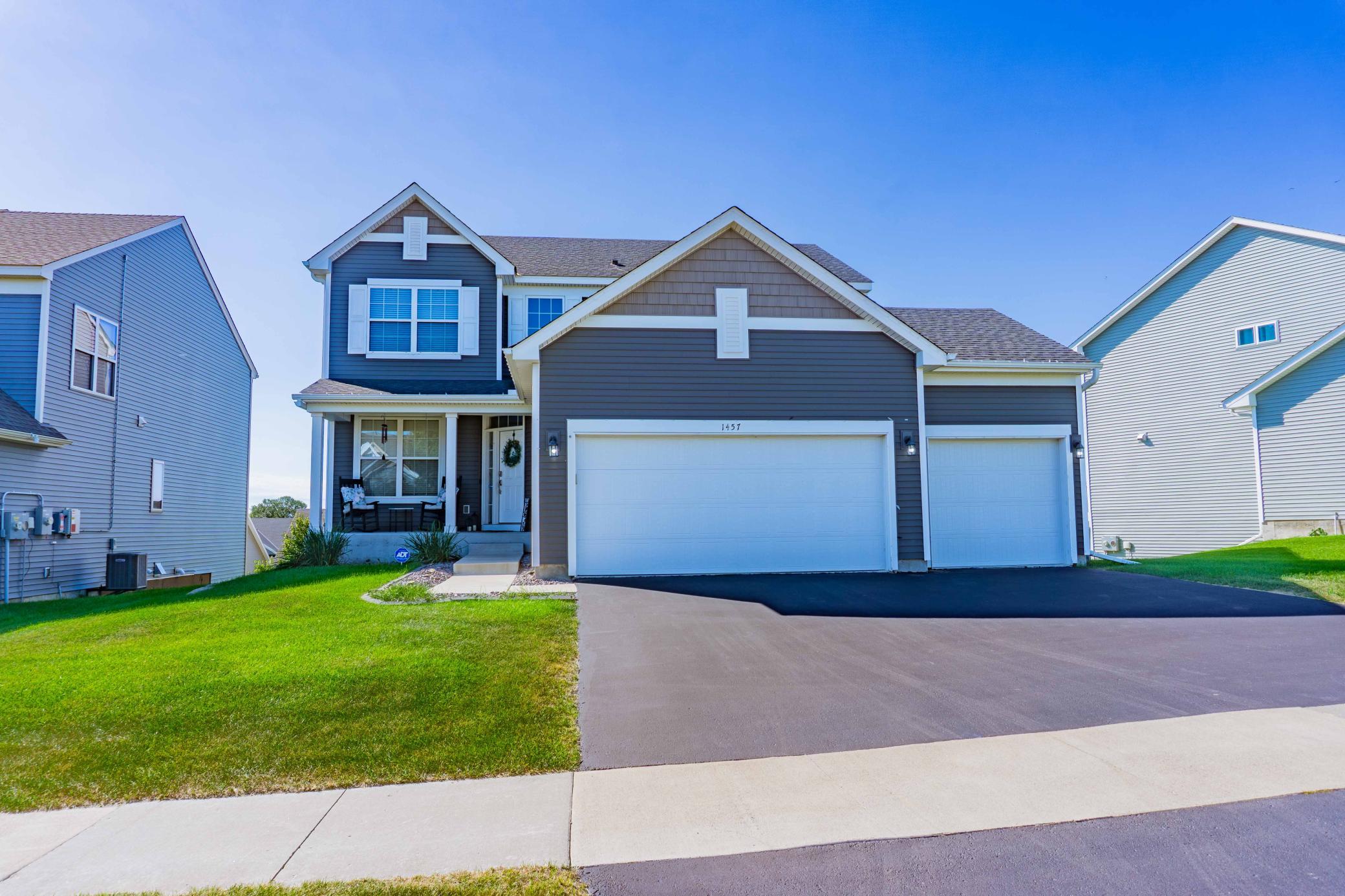 1457 Nutmeg Circle