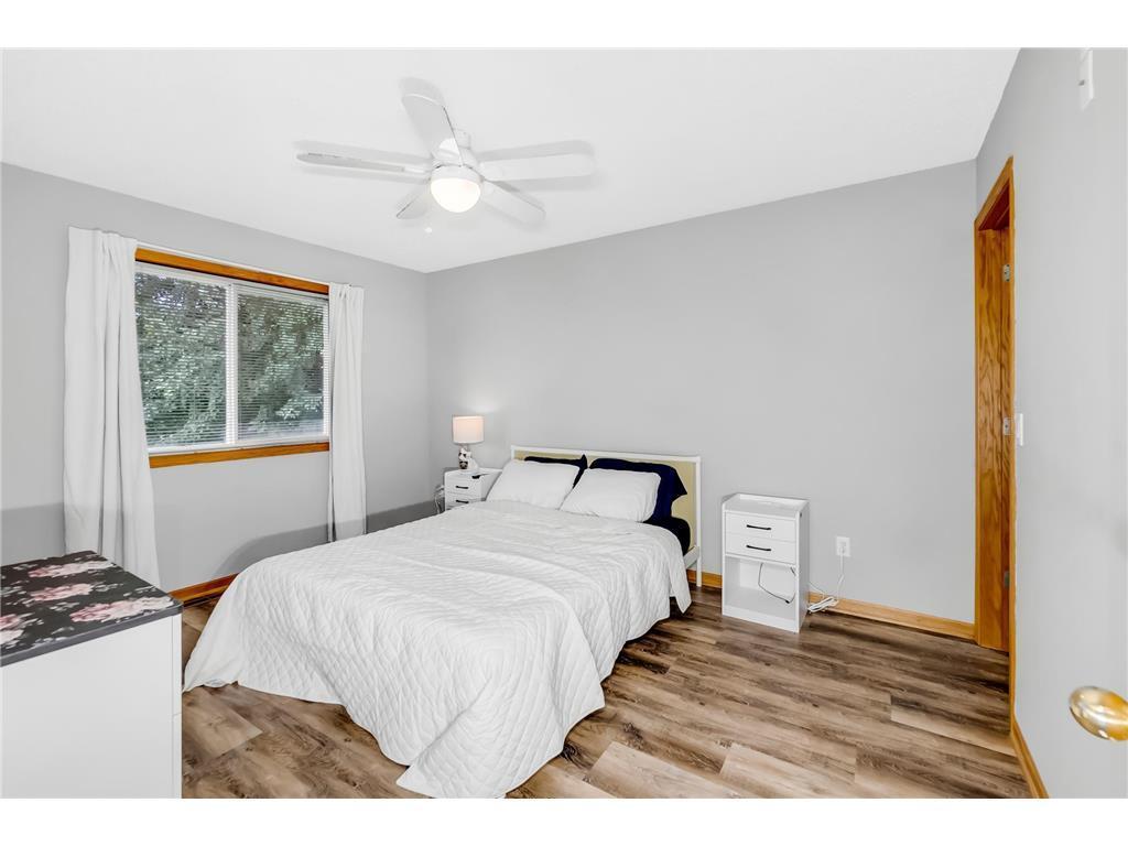 1332 Creekside Drive