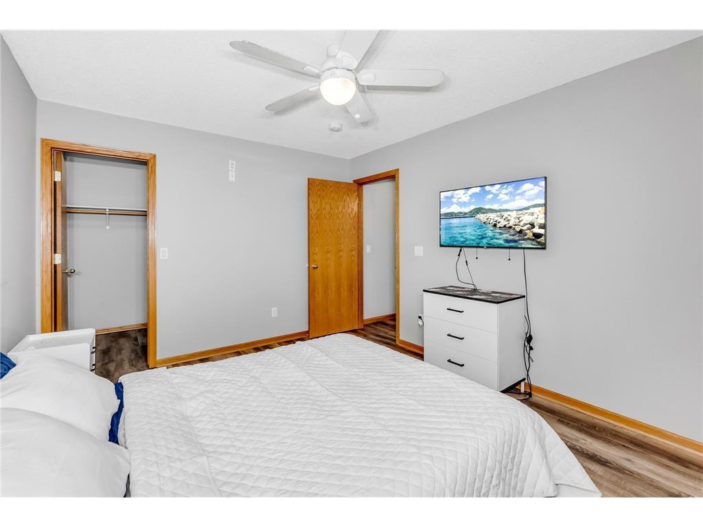 1332 Creekside Drive