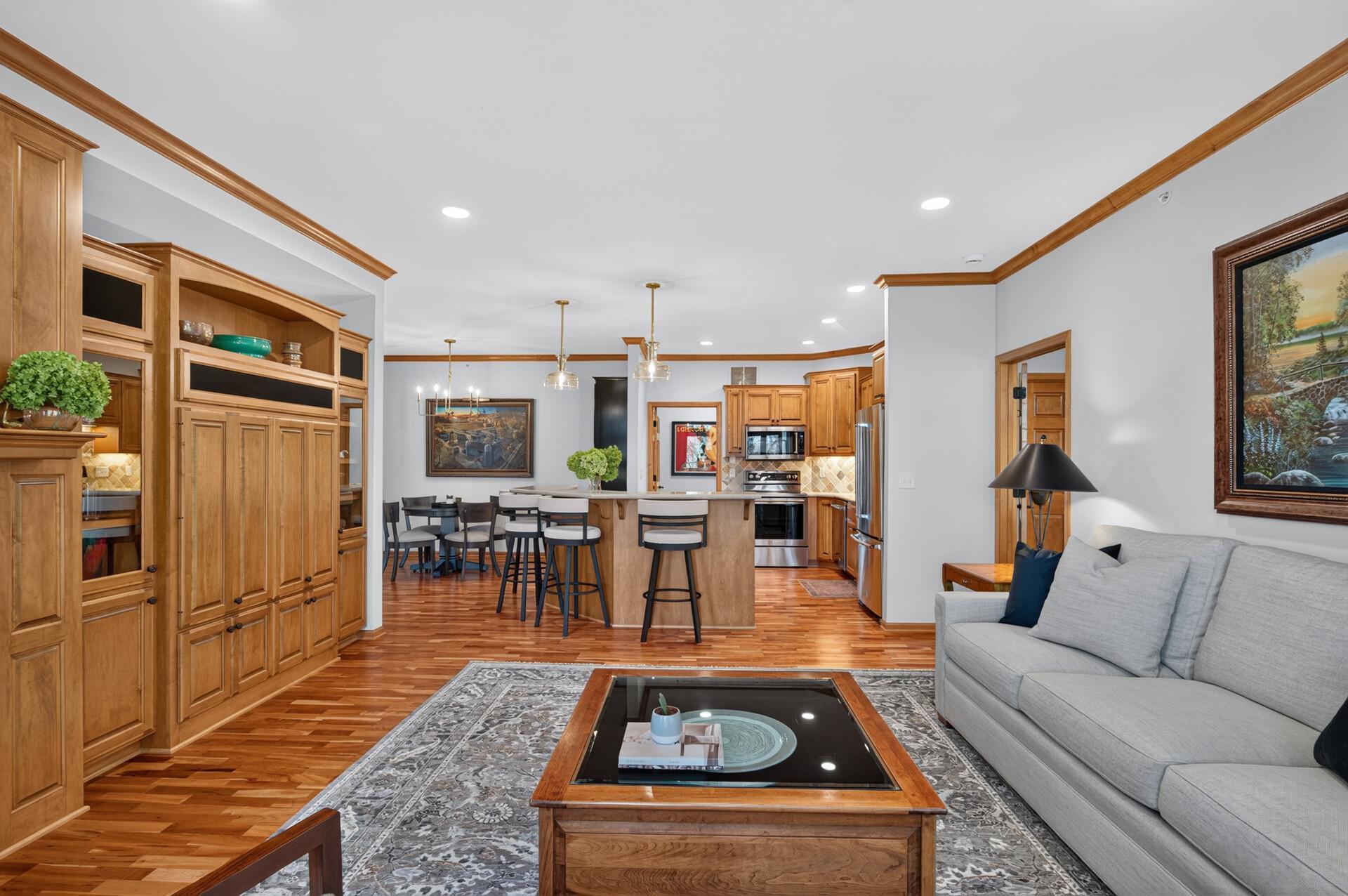 1776 Stieger Lake Lane Unit: 111