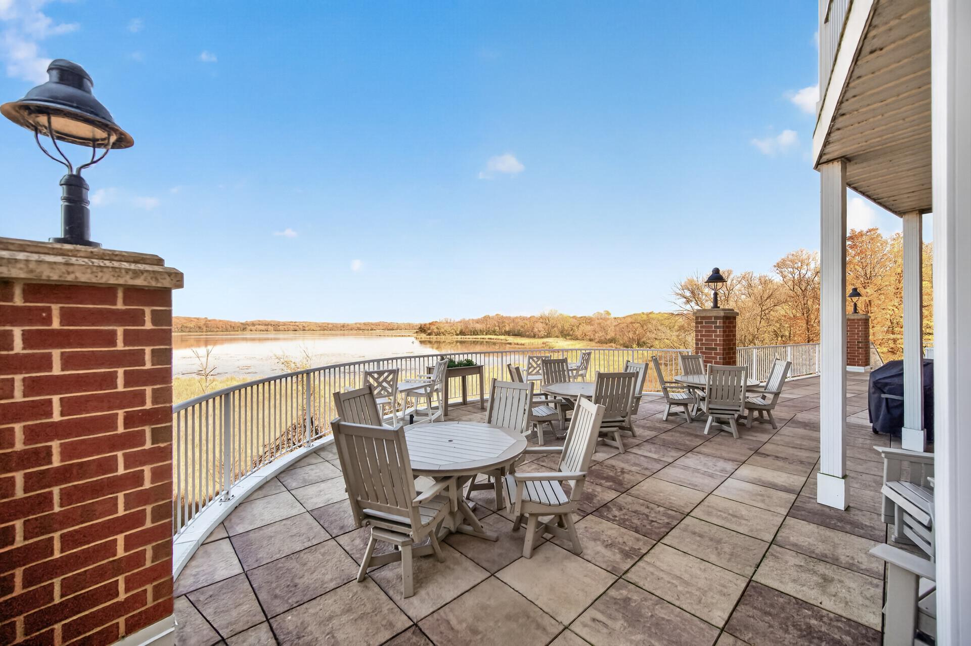1776 Stieger Lake Lane Unit: 111