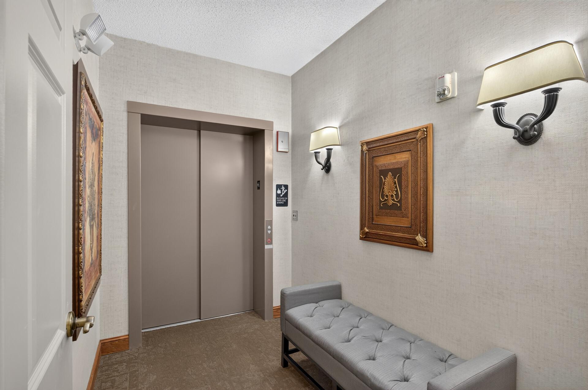 1776 Stieger Lake Lane Unit: 111