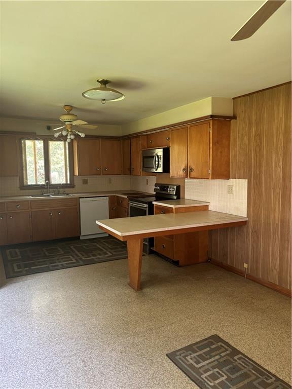 300 W 13th Street