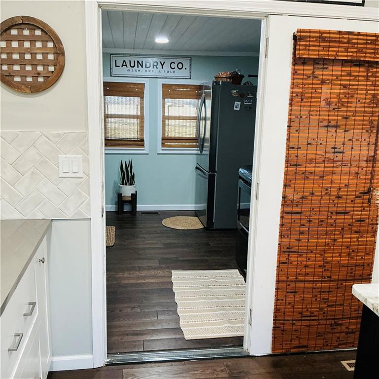 22554 Robertson Rd Road