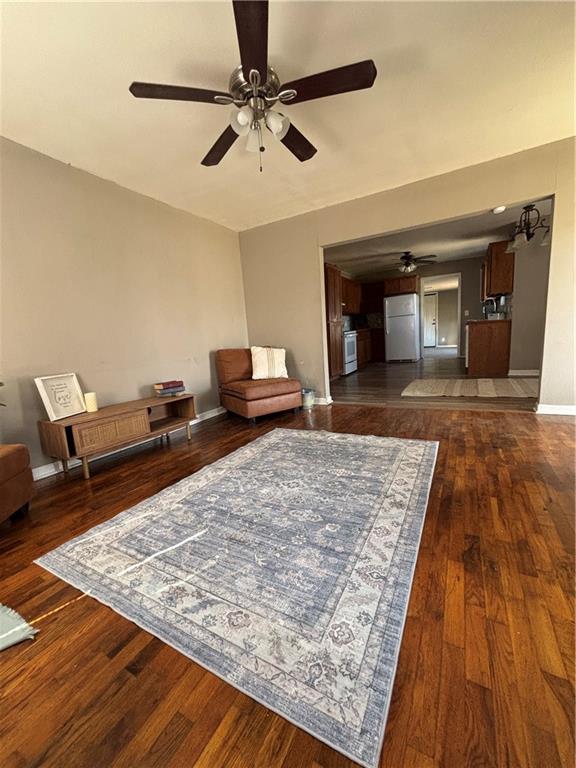 S 7th St Street Unit: 202