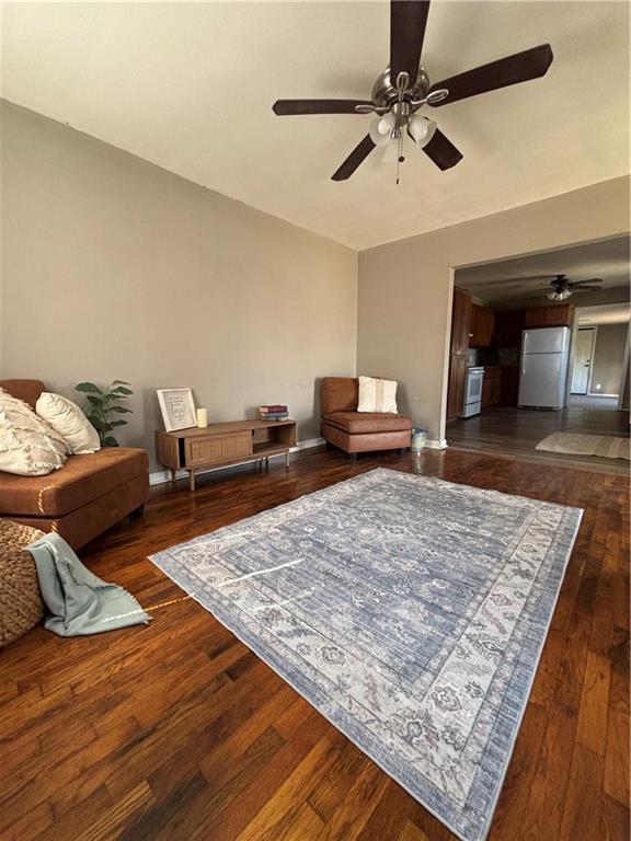 S 7th St Street Unit: 202