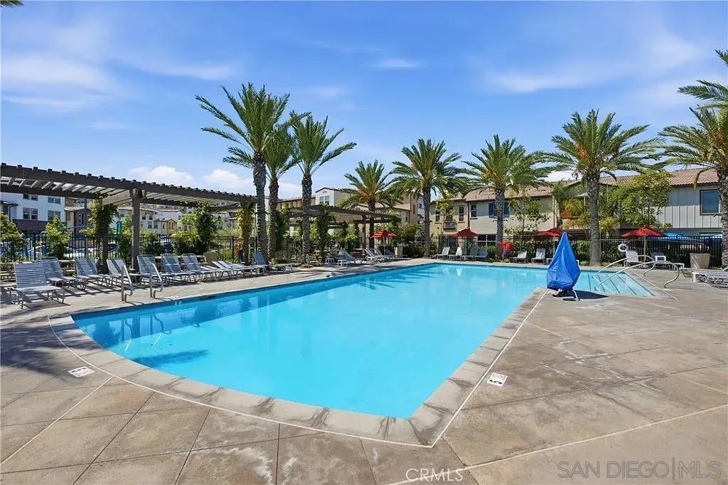 1525 Fig Tree Way