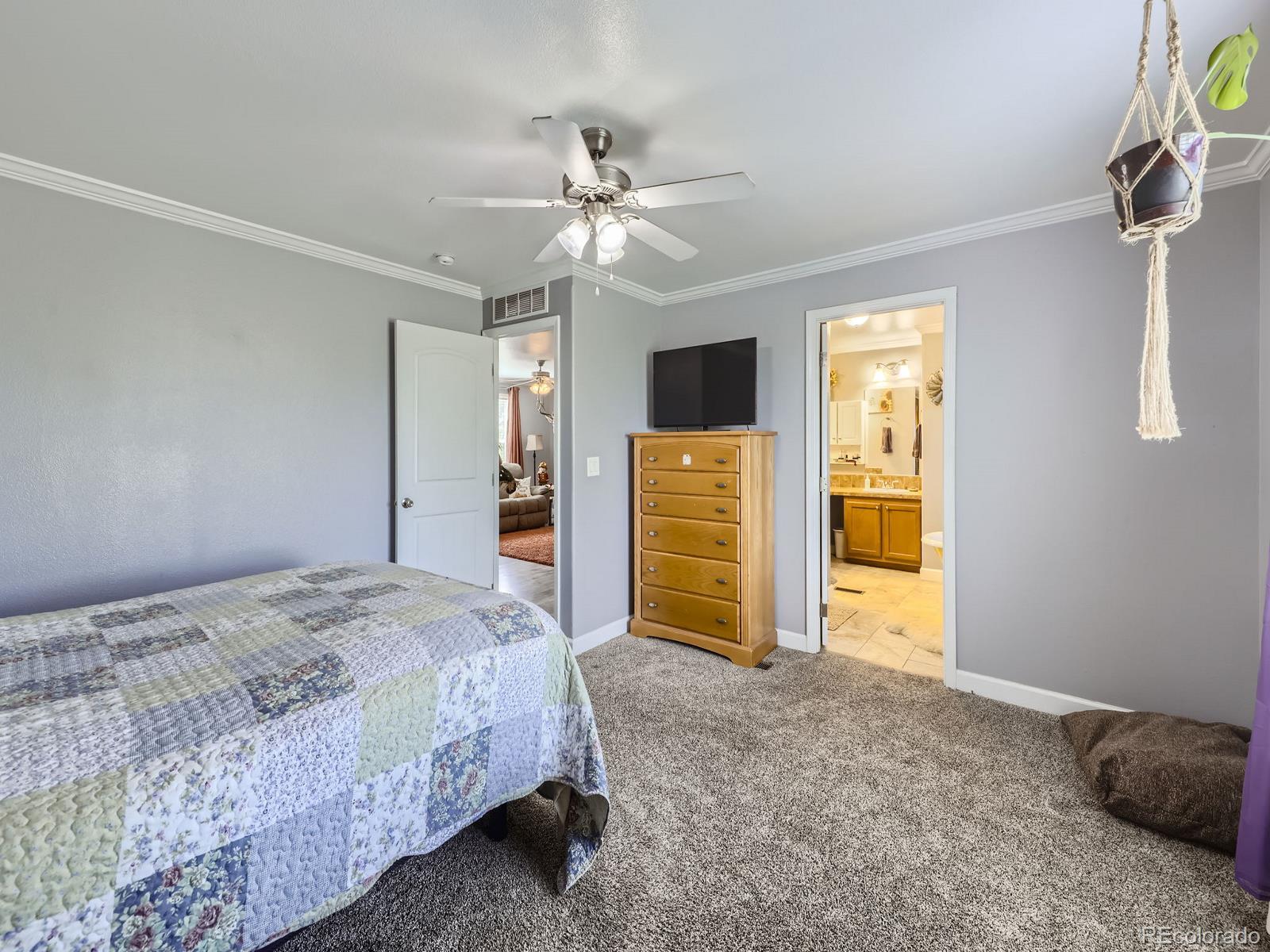 1598 County Road 59