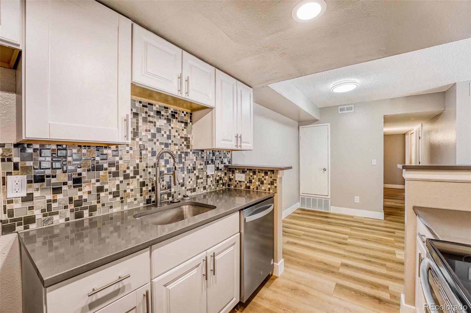 14453 E Jewell Avenue Unit: 104