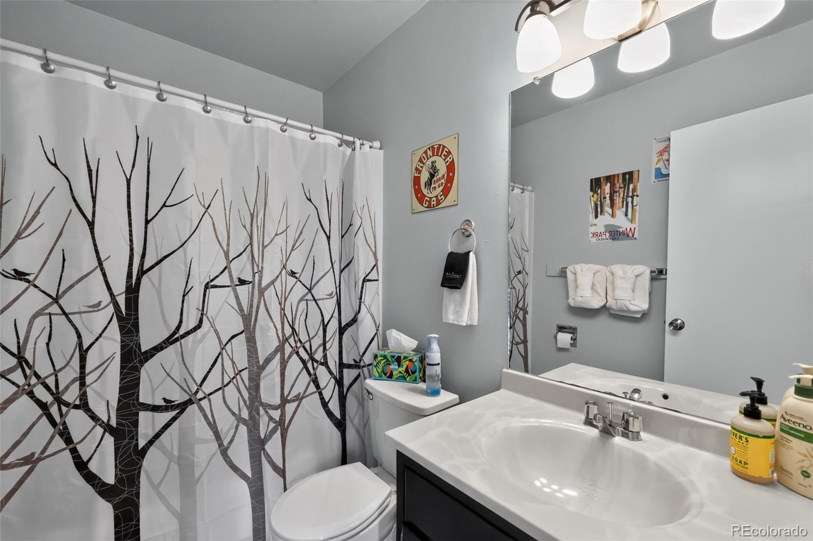 520 Kings Crossing Road Unit: 304