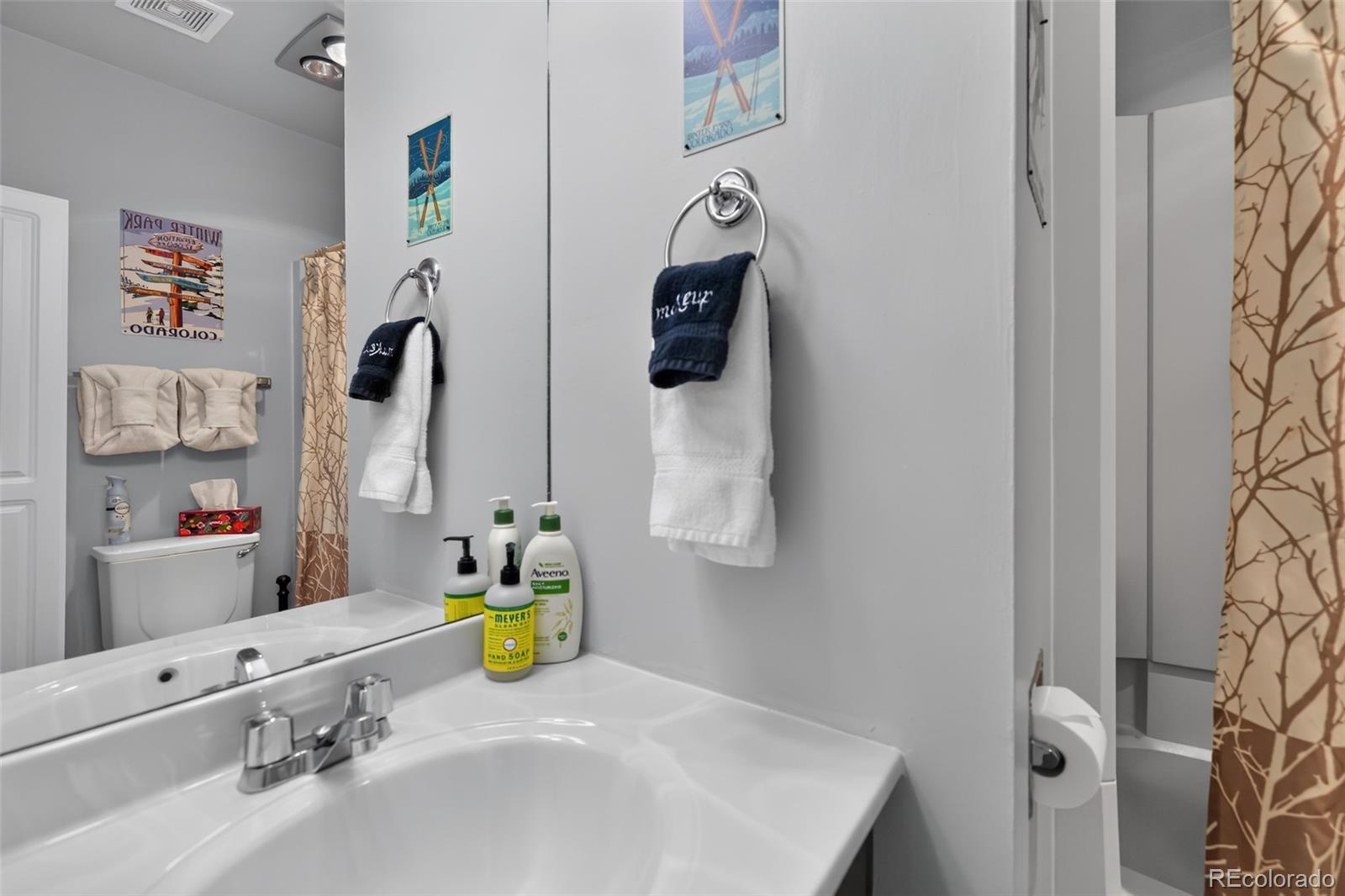520 Kings Crossing Road Unit: 304
