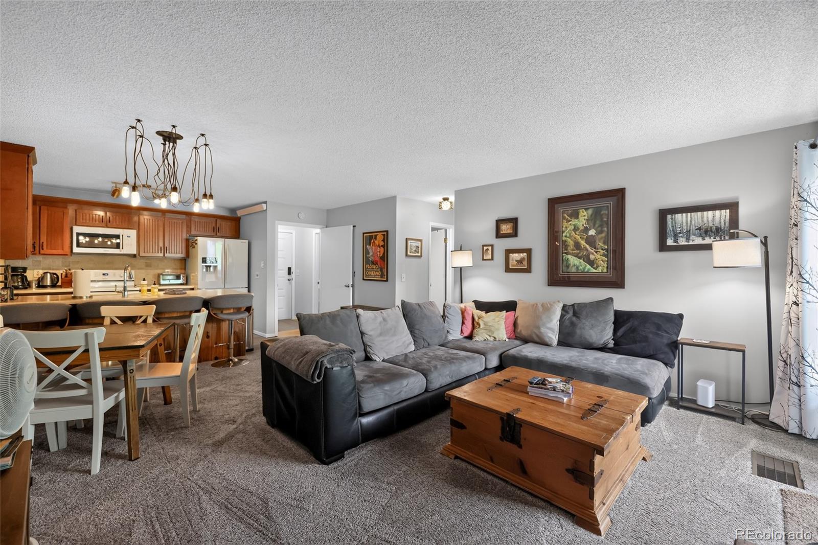 520 Kings Crossing Road Unit: 304