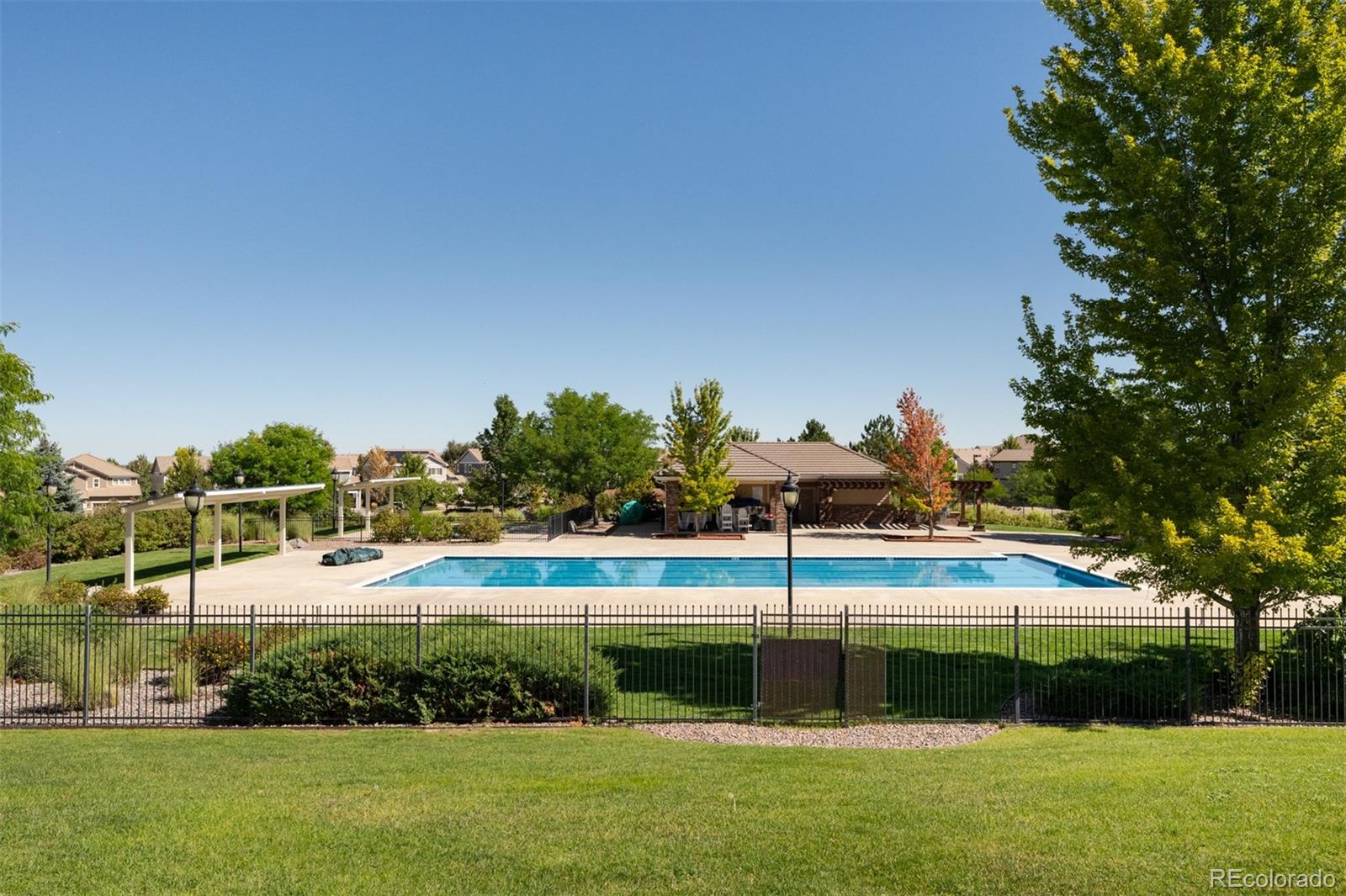 10080 Glenayre Lane
