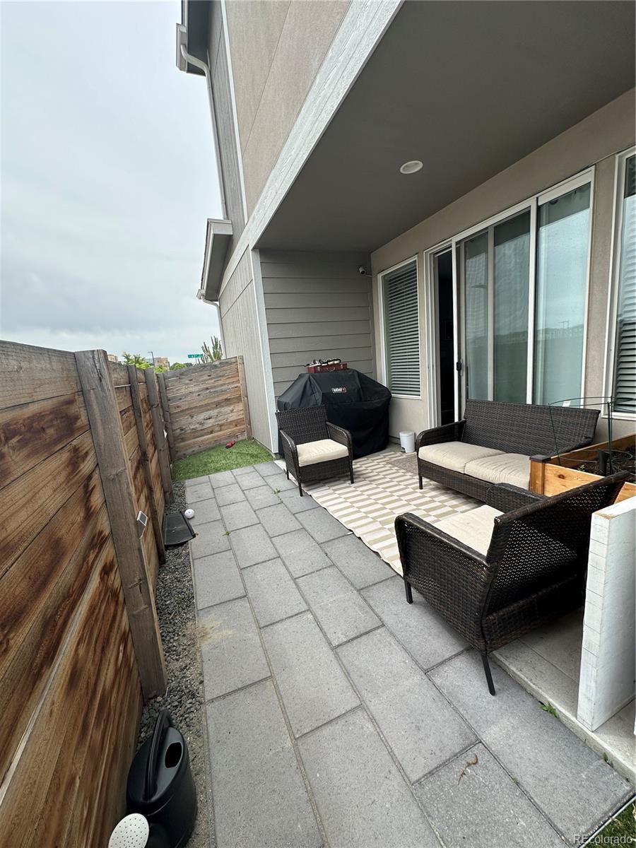 5289 E 63rd Place