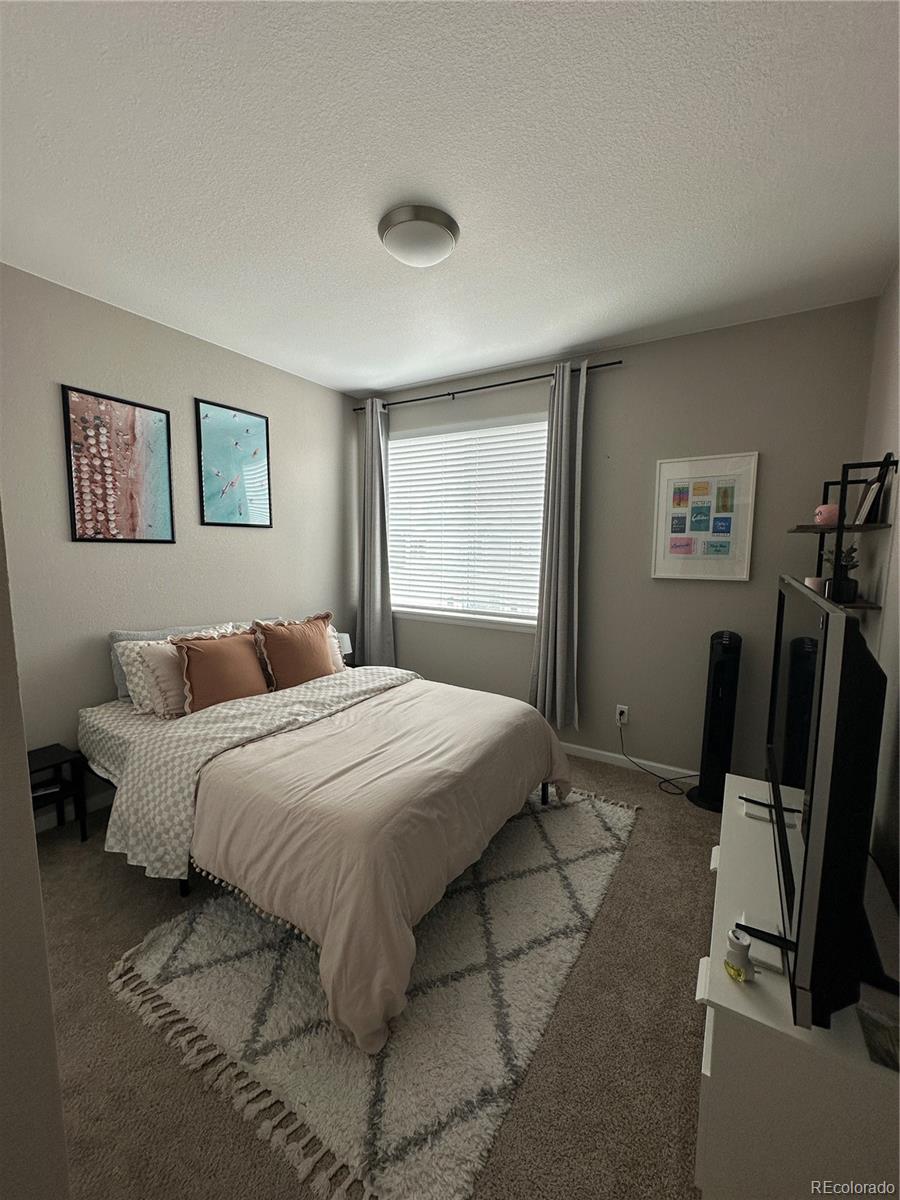 5289 E 63rd Place