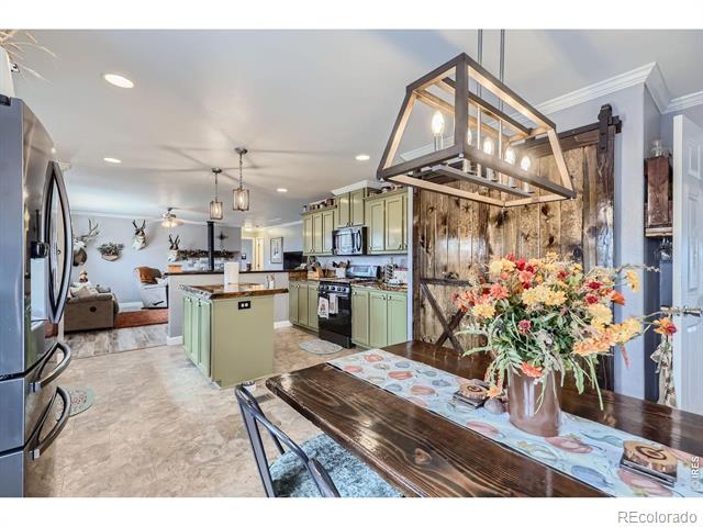 1598 County Road 59