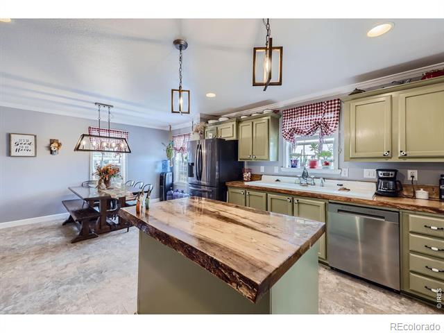 1598 County Road 59