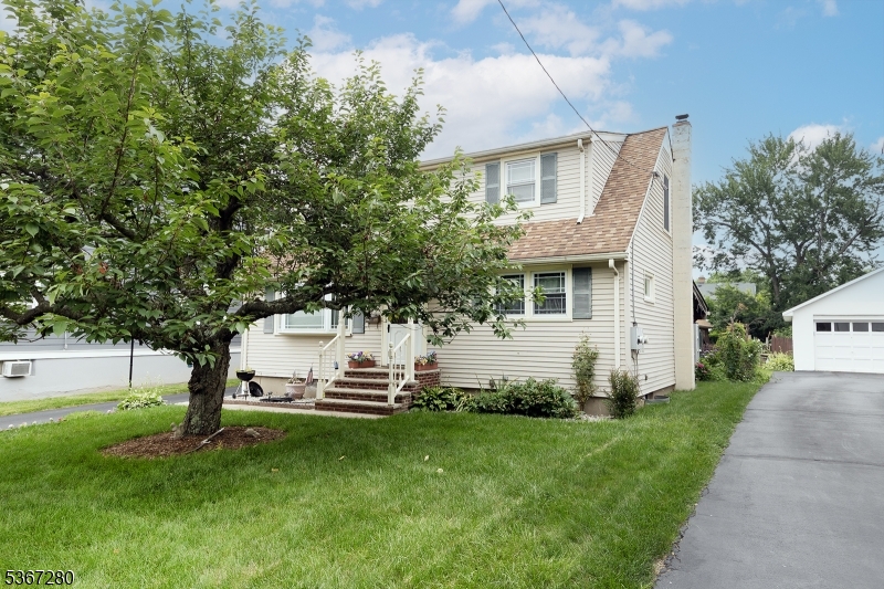 42 South St 2