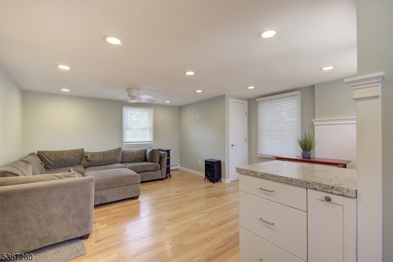 42 South St 2