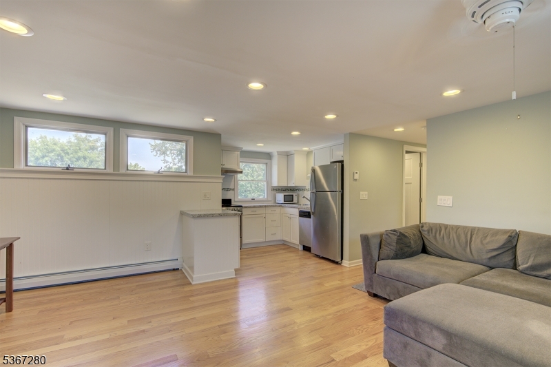 42 South St 2