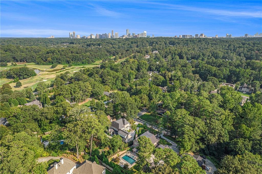 271 Hillside Drive NW