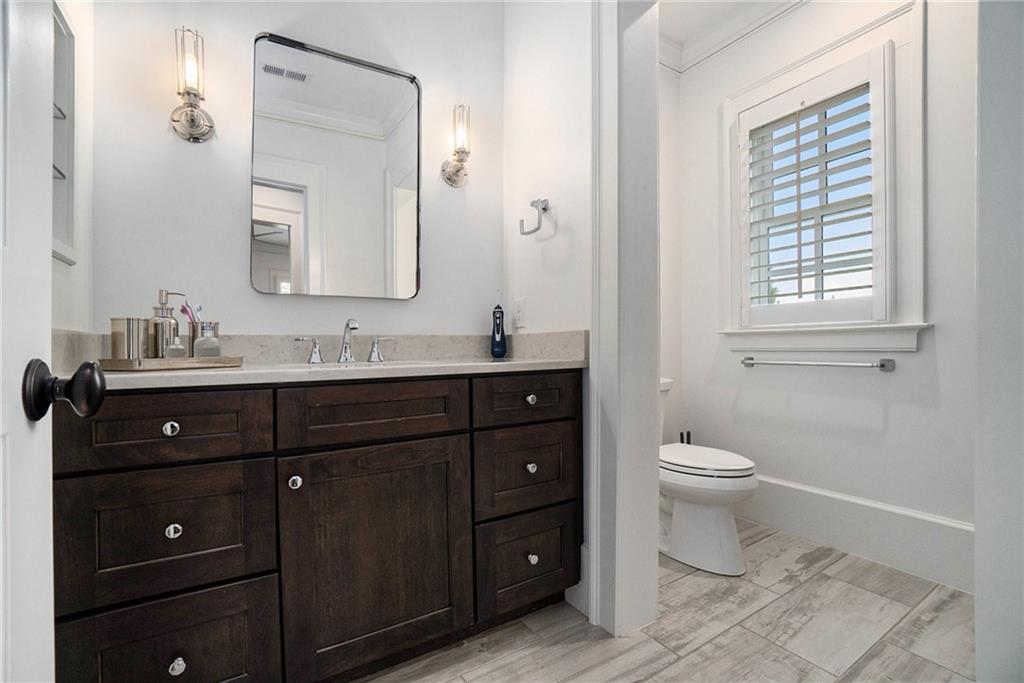 271 Hillside Drive NW