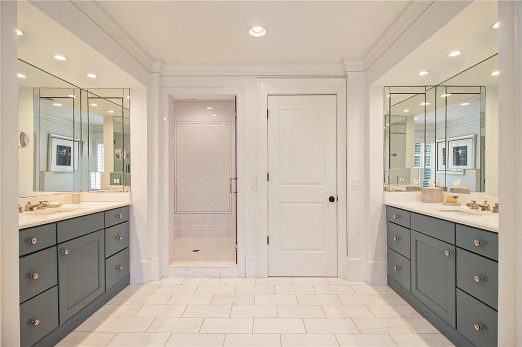 271 Hillside Drive NW