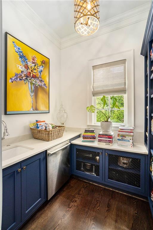 271 Hillside Drive NW