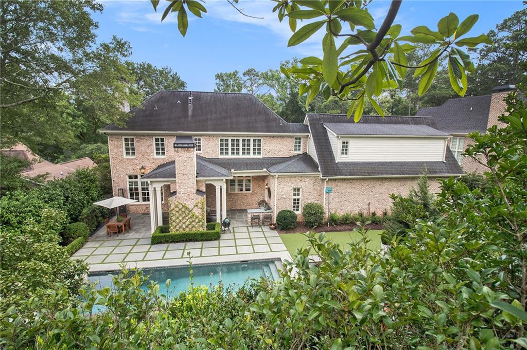 271 Hillside Drive NW