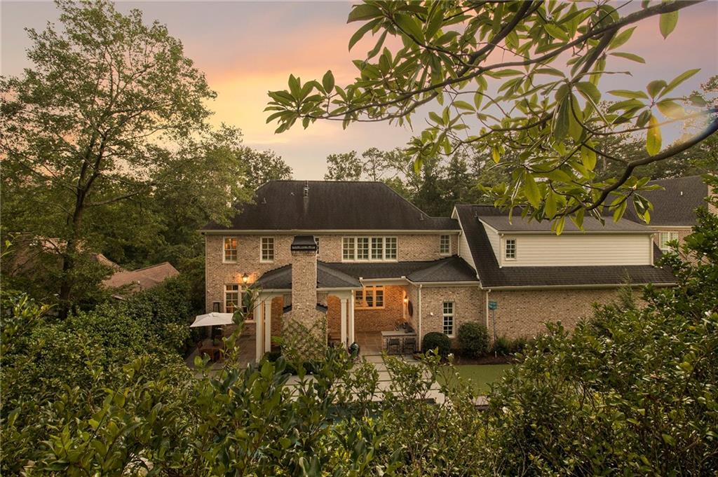 271 Hillside Drive NW