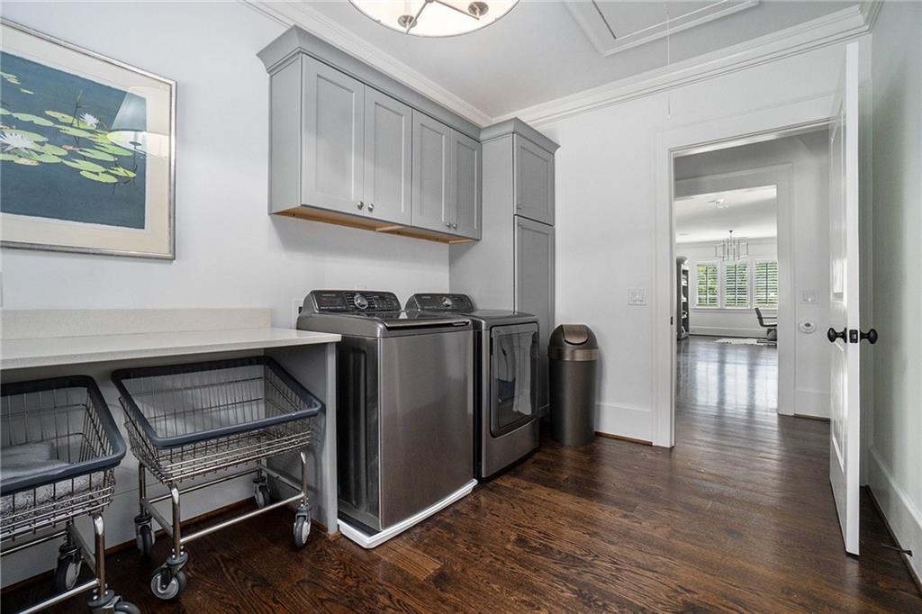 271 Hillside Drive NW