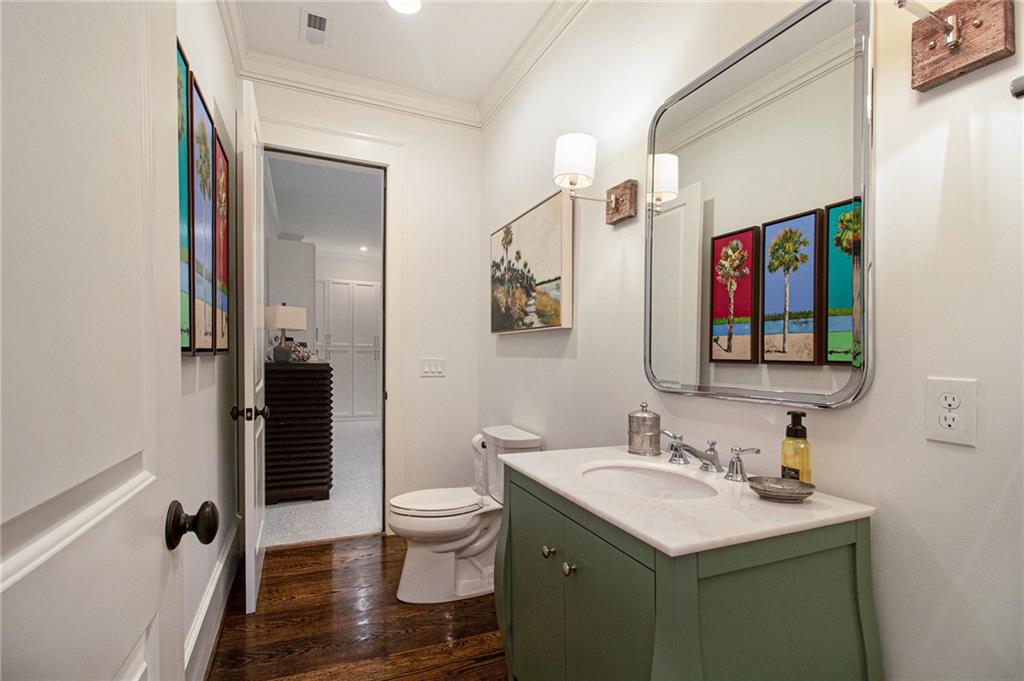 271 Hillside Drive NW